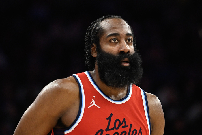 包含里程碑夜！亚特兰大更衣室发声，NBA常规赛赛前刷纪录，媒体盛赞，控场能力受关注的词条