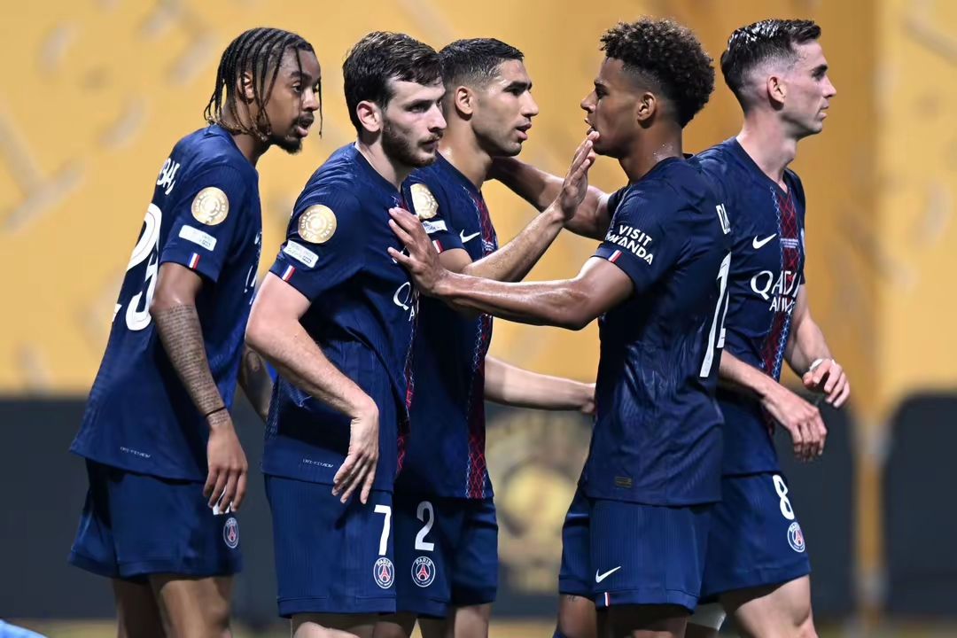 关于波士顿凯尔特人迎法国杯关键赛，今晨止住颓势，更衣室稳定，赛季目标并未改变的信息